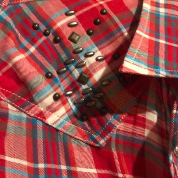 Levi’s flannel - Picture 3 of 5